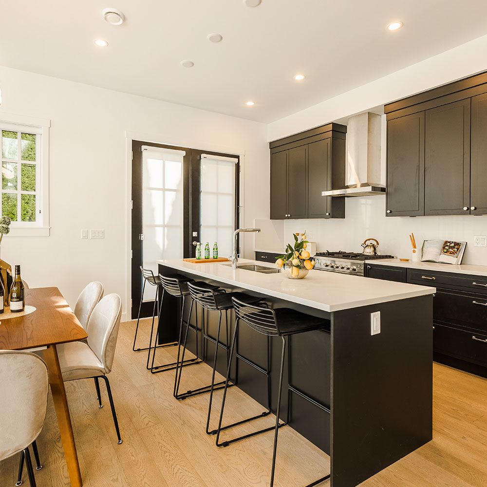 Vancor construction, Completed Home, Manoir 5 Vancor Construction, Completed Home, Manoir , interior view dining room 5