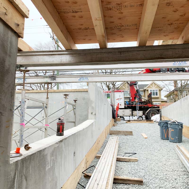 Vancor construction worker oakhaus 2 Vancor construction Oakhaus construction site 2
